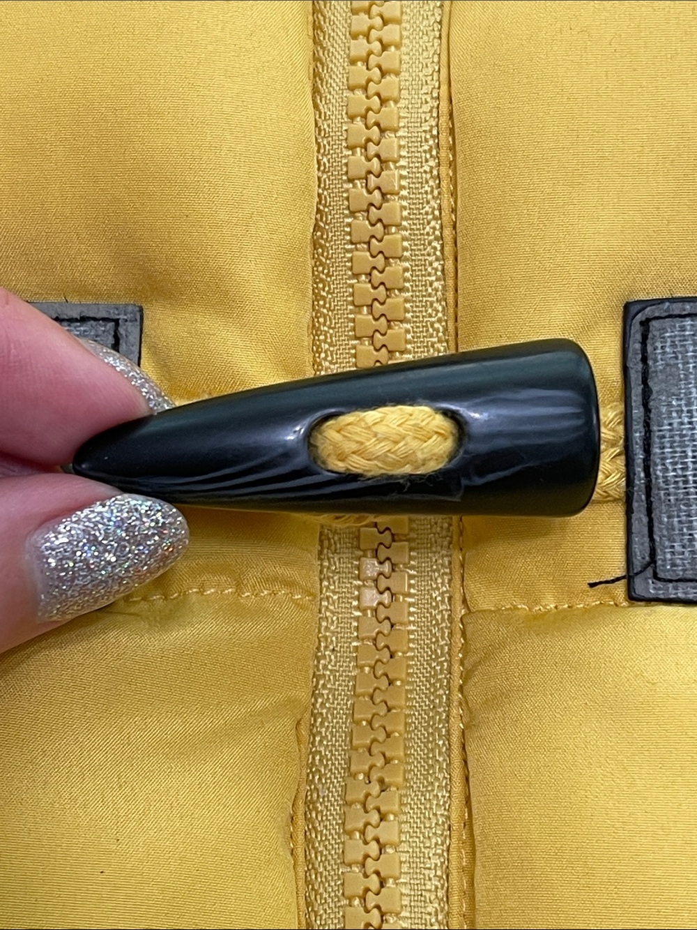 Ruff Hewn Yellow Quilted Puffer Vest Tweed Toggle Accents Size M - Picture 10 of 16